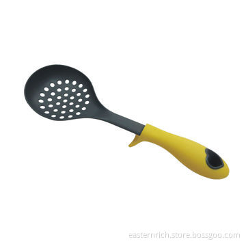 New design nylon skimmer with TPR handle